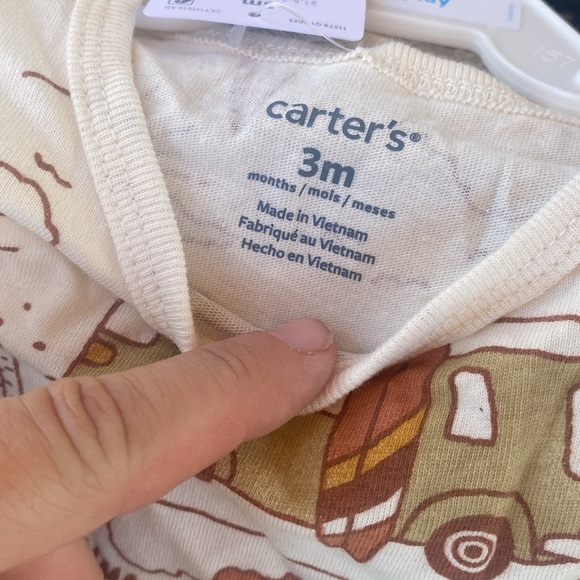 Carter's Beige and Cream Baby Romper Set size 3 Months You will get both - Picture 5 of 8